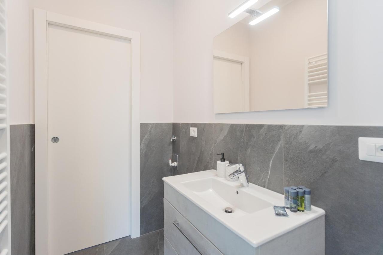 Sant'Agostino Apartments By Rent All Como Exterior foto